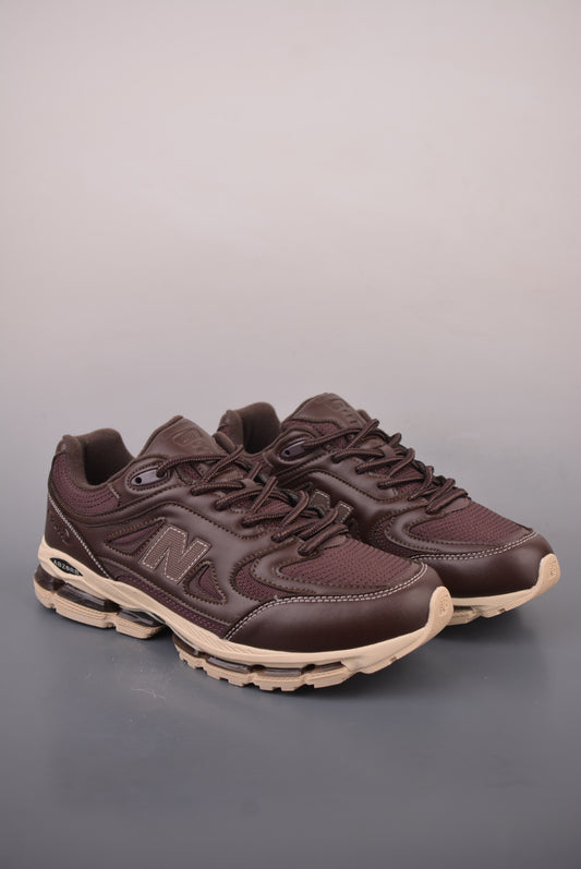 Kith x New Balance 2011 "Fudge/Black Coffee" U201130Y