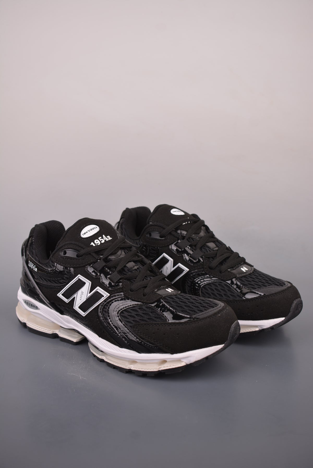 New Balance 1954R "Black/White" U19541BW