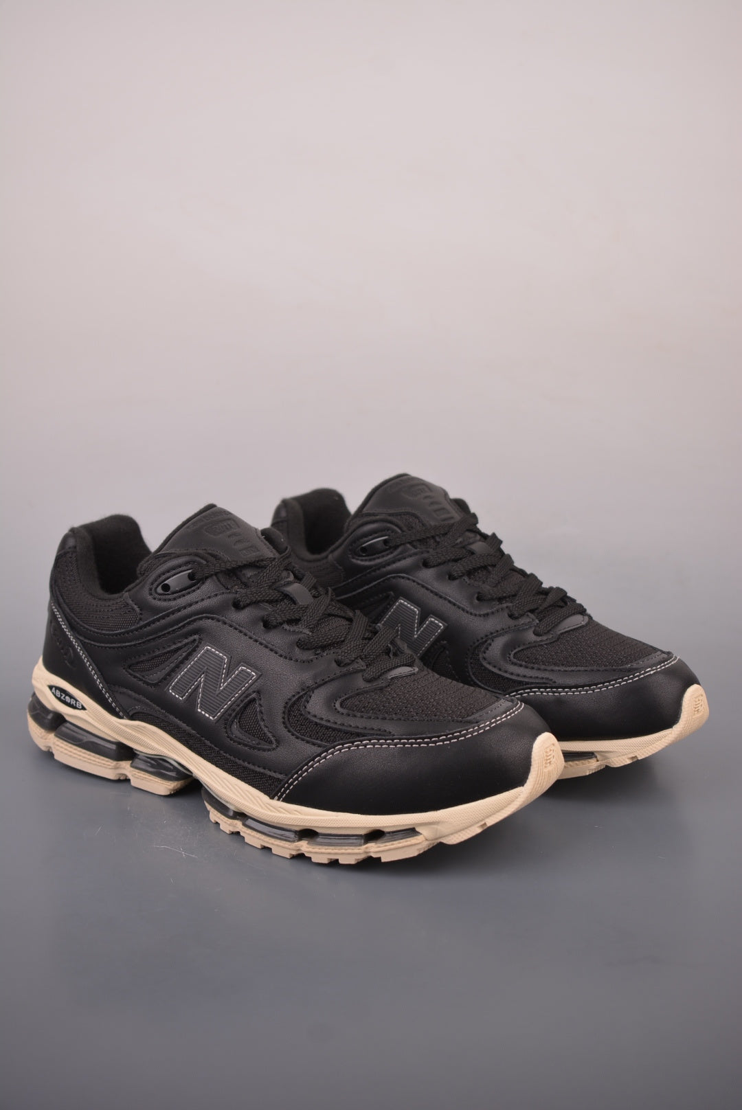Kith x New Balance 2011 "Black" U20114BK